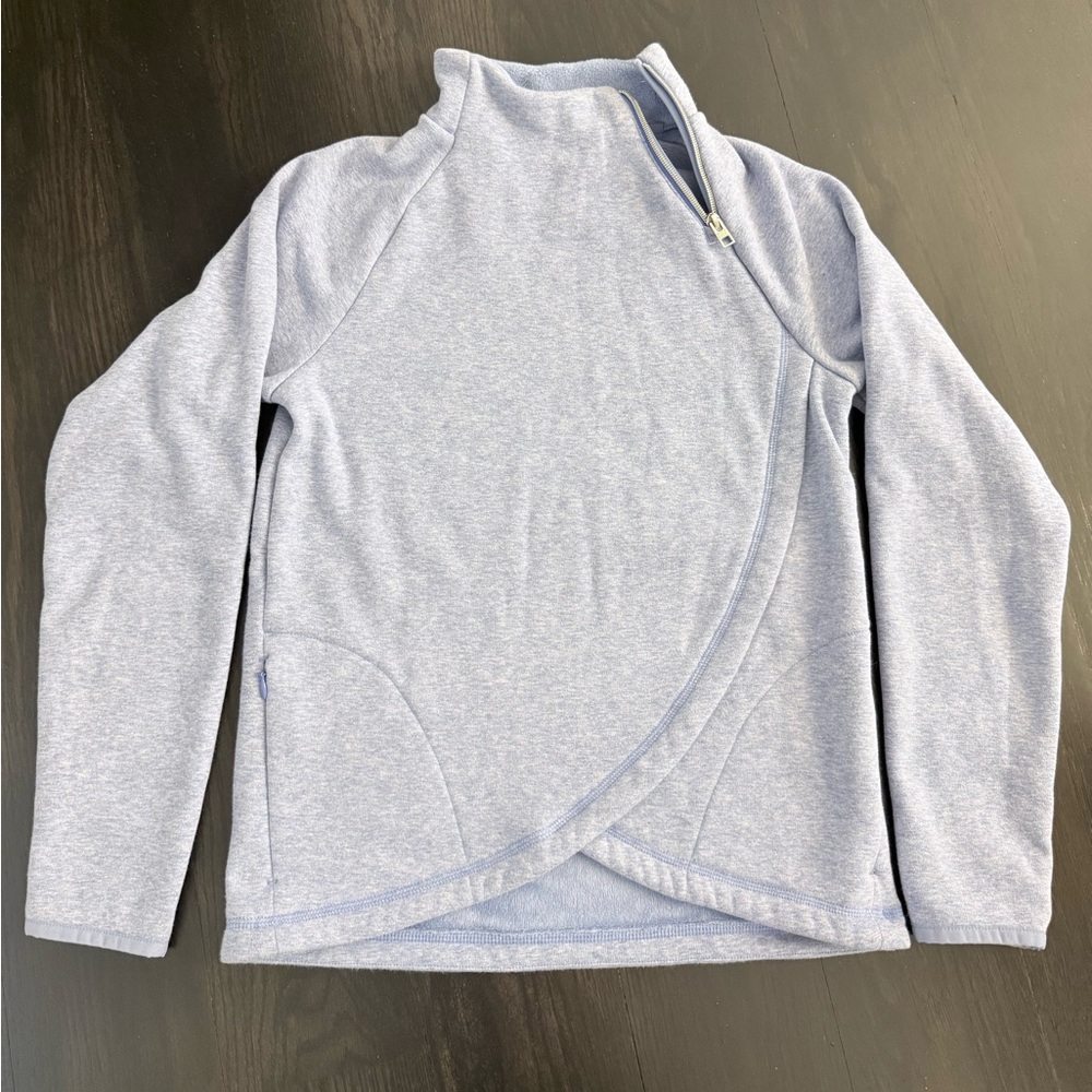 $58 ATHLETA girl Light Blue WARM sweatshirt XL 14